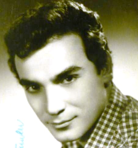 Usta sanatçı Süleyman TURAN hayatını kaybetti.